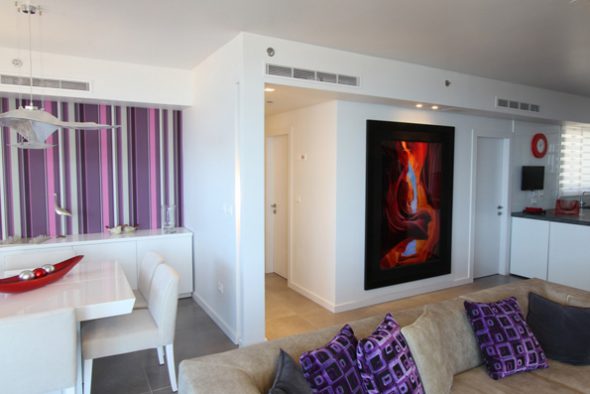 הדירה הסגולה